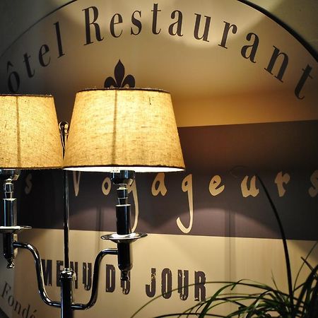 Hotel Les Voyageurs レ・サ​​ーブル・ドロンヌ エクステリア 写真